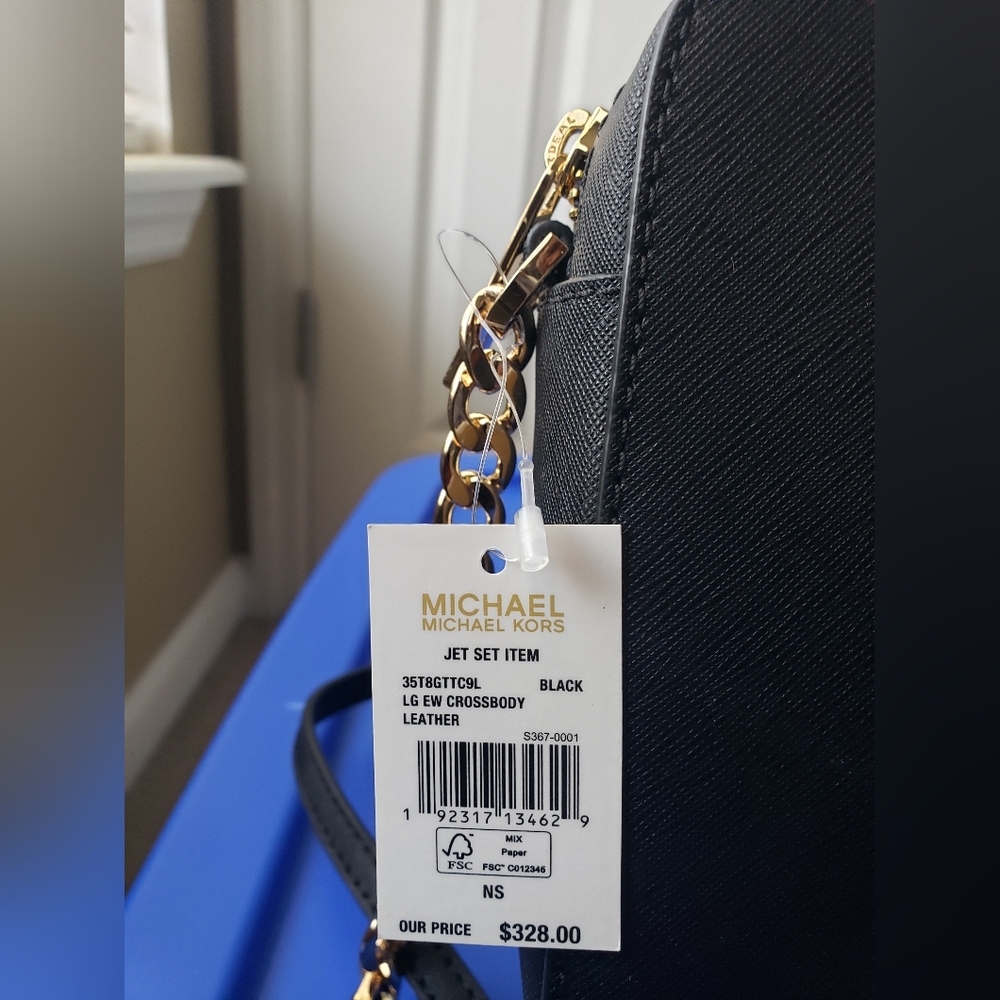 NWT Michael Kors Crossbody Jet Set - Picture 2 of 8